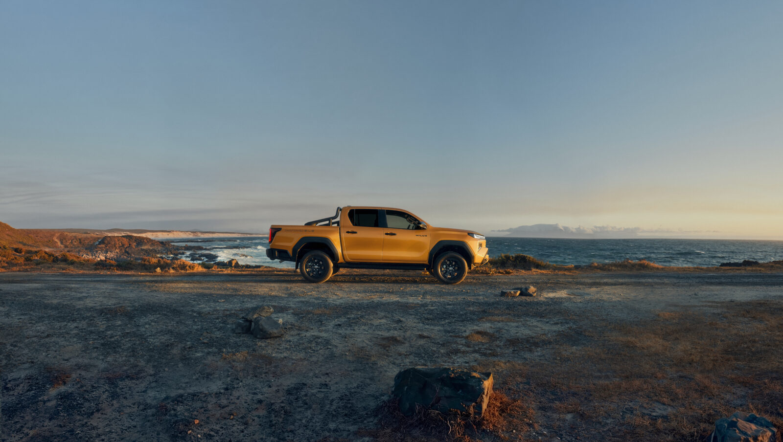 Nueva Toyota Hilux: microhíbrida de 204 CV o eléctrica, desde 45.000 €