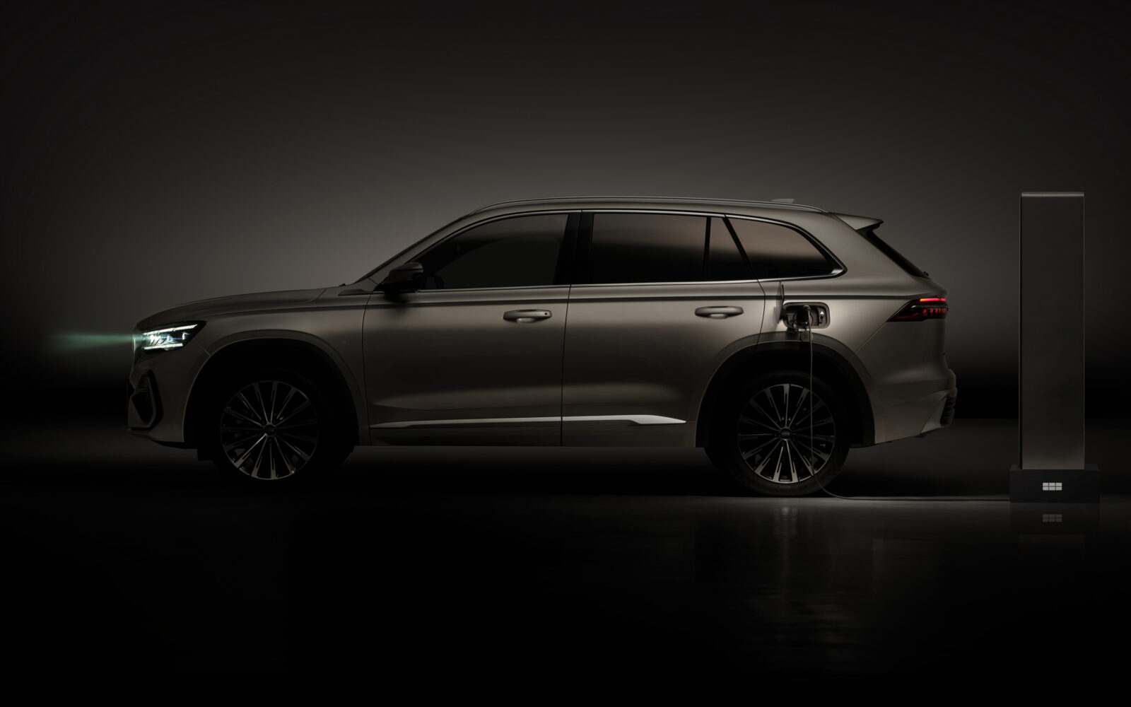 Geely Monjaro EM-i: debut europeo del SUV enchufable del segmento D