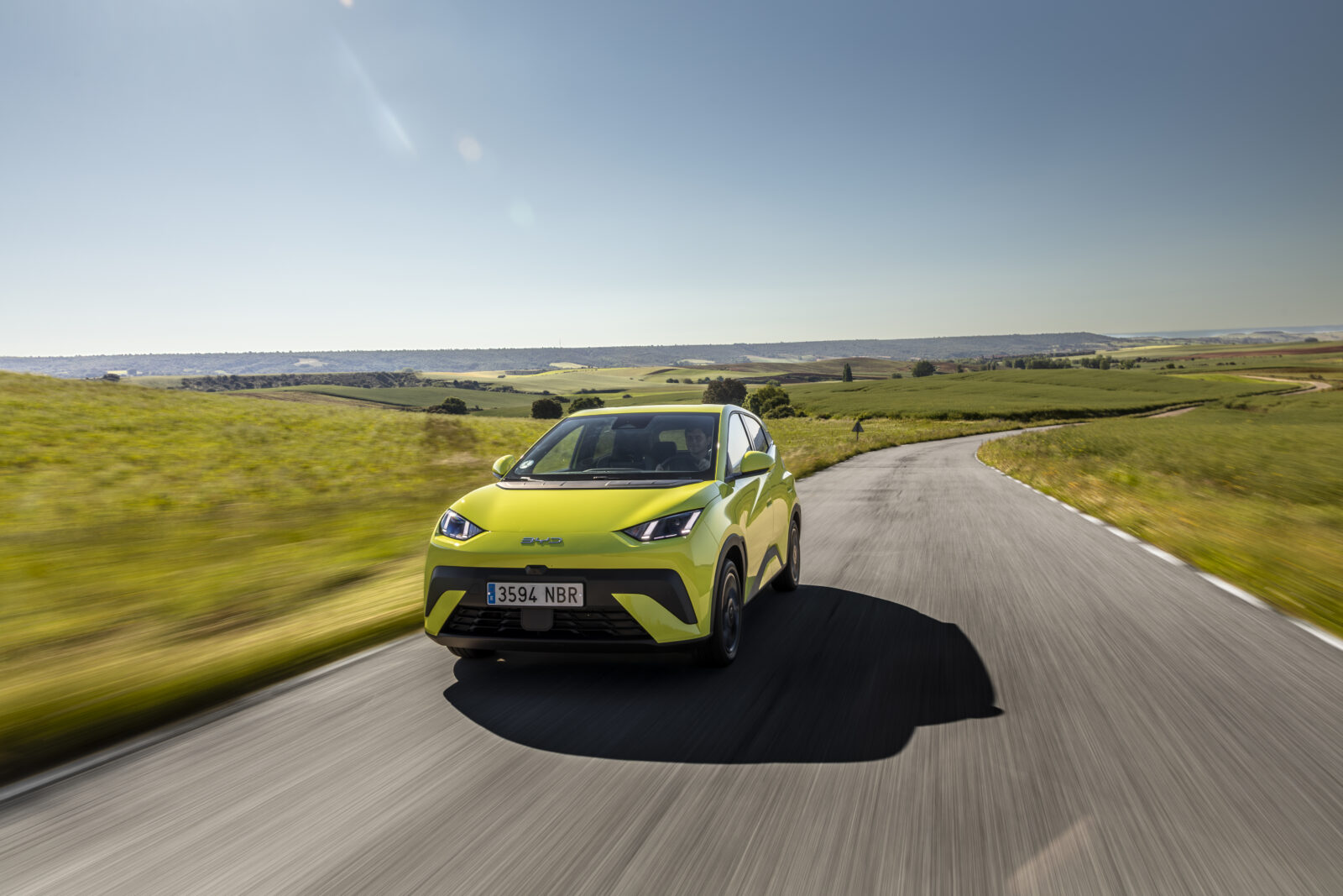 BYD entra por primera vez en el top 3 de ventas a particulares en España
