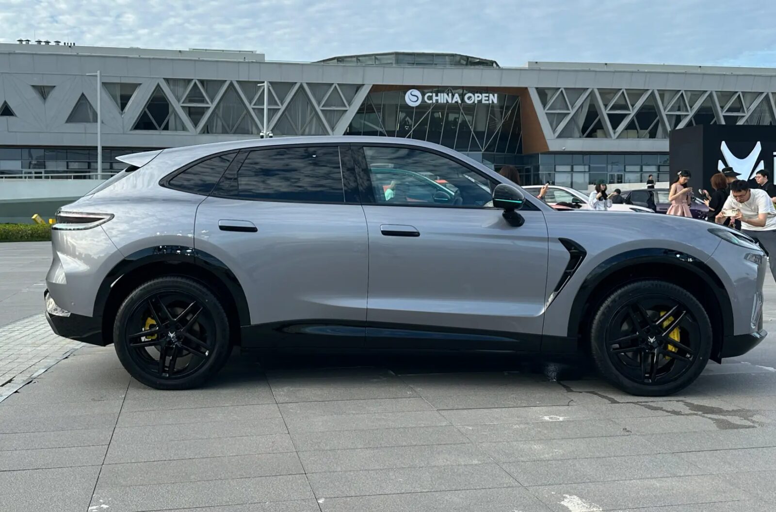 ArcFox Alpha T7: SUV de BAIC con 30.000 pedidos en una hora