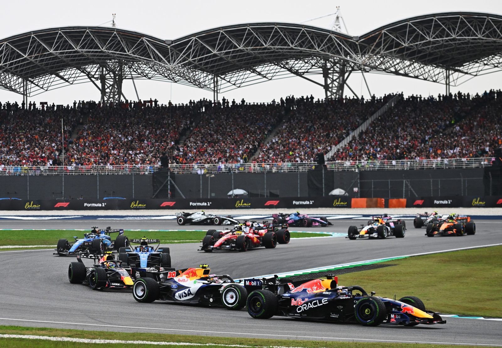 Verstappen logra la primera victoria de Red Bull Ford Powertrains en F1