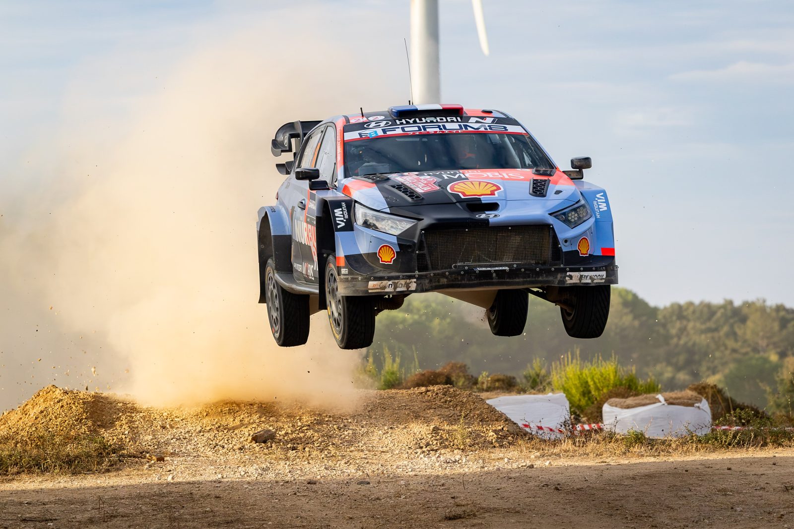 Hyundai cierra la era Rally1 en Cerdeña con un cuarto puesto de Fourmaux