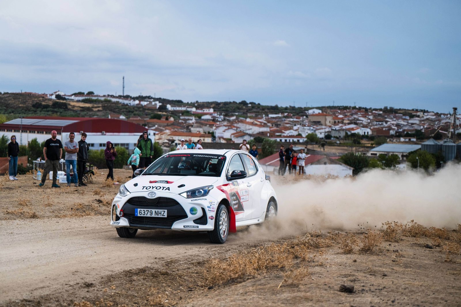 Raúl Carrasco gana el Rallye de Cáceres con el Toyota Yaris Rally5 Kit