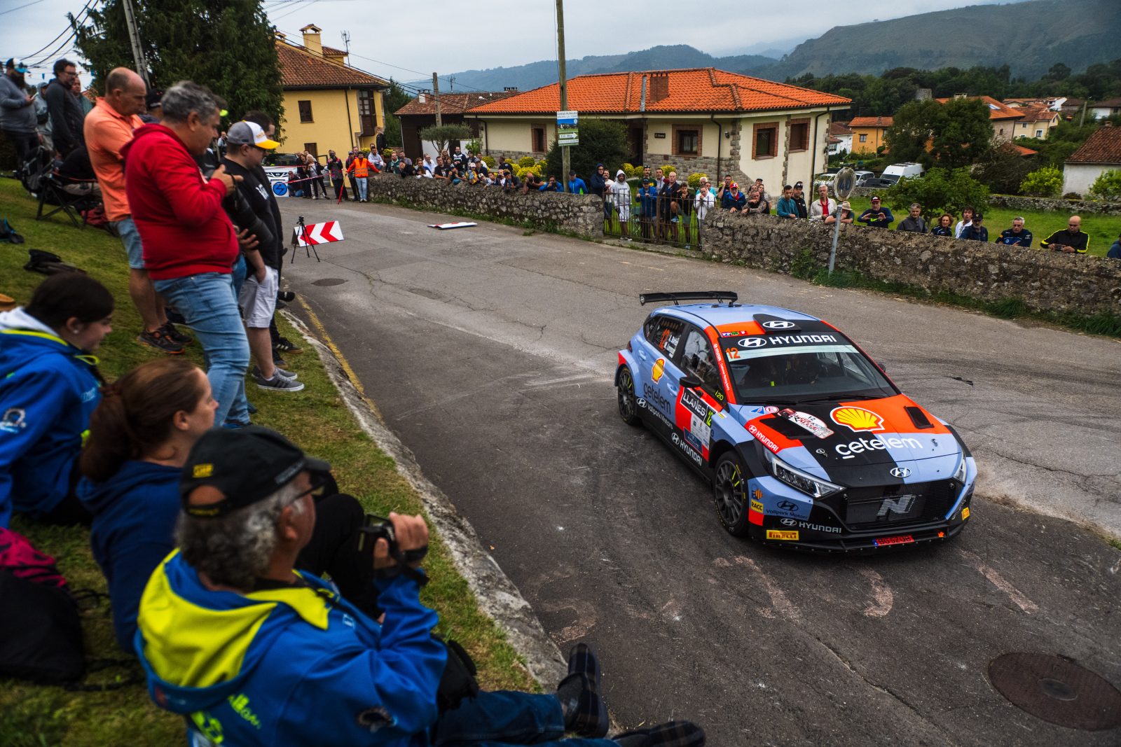 Pepe López y David Vázquez cierran el Supercampeonato de España en el Rally de Cataluña con Hyundai