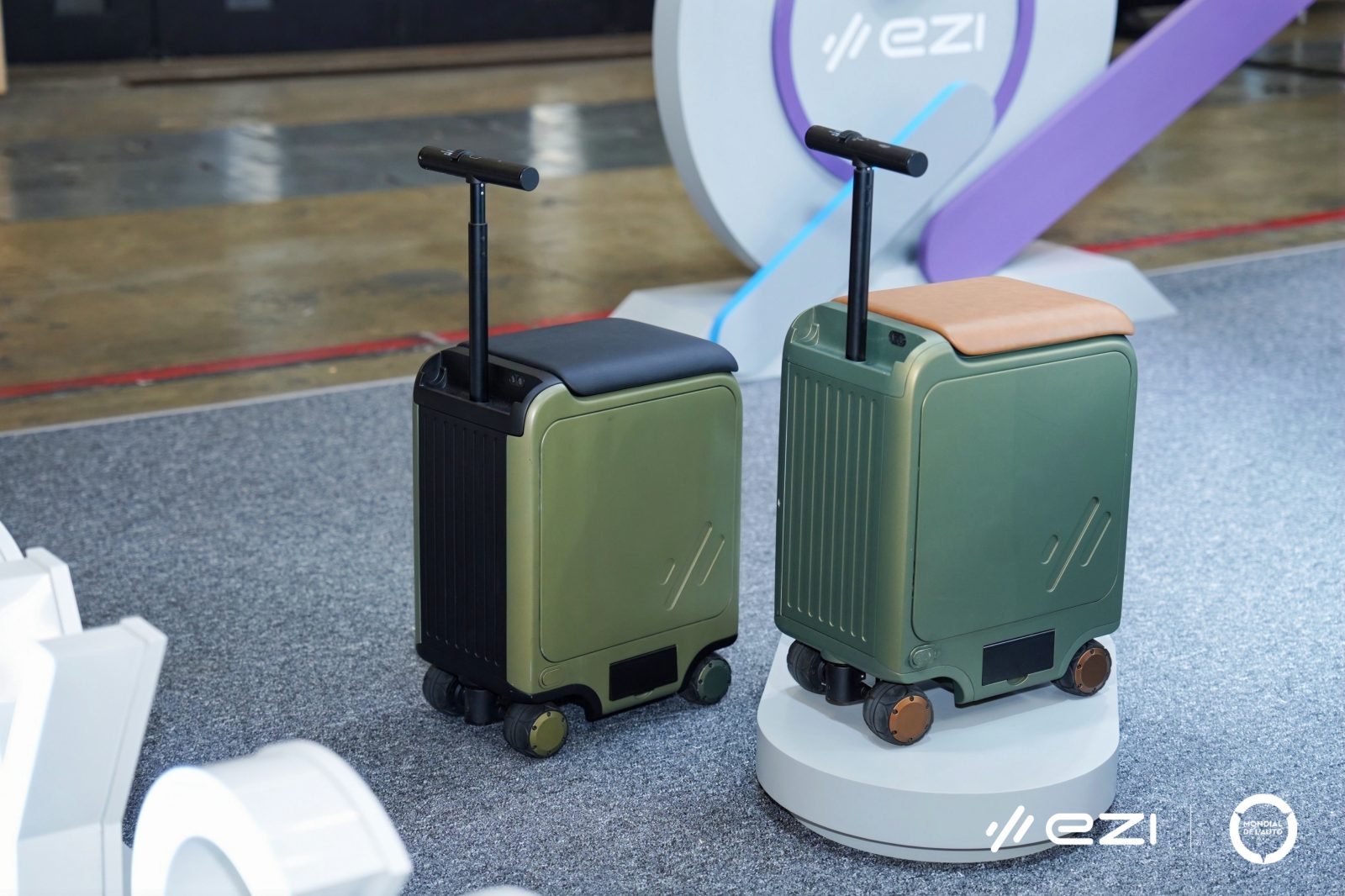 EZI EM05 y EM06: microcoches eléctricos L6e con hasta 180 km de autonomía, en París