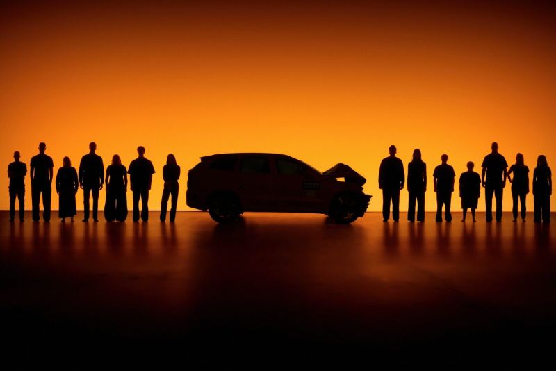 Volvo: sus coches protegen igual a mujeres y hombres desde los años setenta