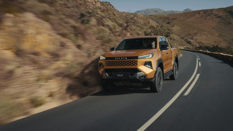 Nueva Toyota Hilux: microhíbrida de 204 CV o eléctrica, desde 45.000 €