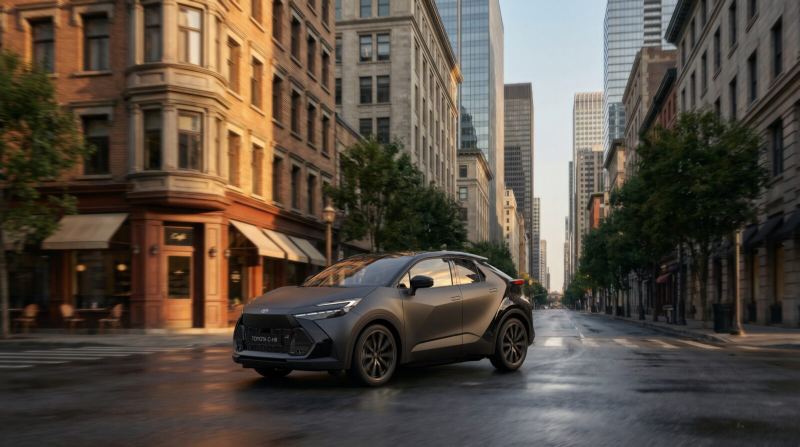 Toyota C-HR: más equipamiento y desde 30.500 € en híbrido