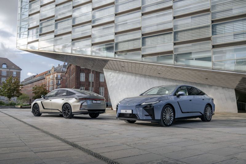 Nuevo Lexus ES, híbrido o eléctrico: precios desde 61.500 €
