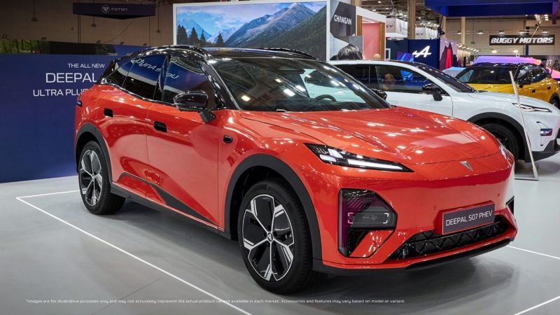 Deepal S07 enchufable: 254 CV y 100 km eléctricos, ya en Europa