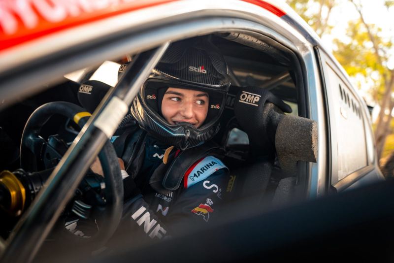 Óscar Fuertes Jr., con 15 años, prueba el Hyundai i20 N Rally2 Step2