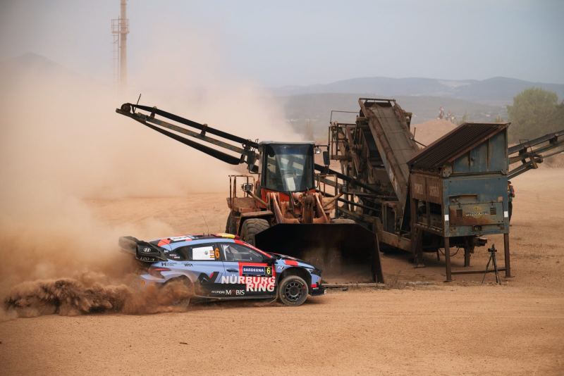 Rally de Cerdeña: Neuville y Fourmaux, primero y segundo con cuatro décimas
