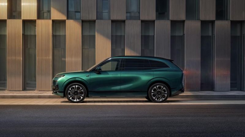 Xpeng G9L: el SUV de siete plazas con 430 kW y 591 km WLTP debuta en París y llegará a España
