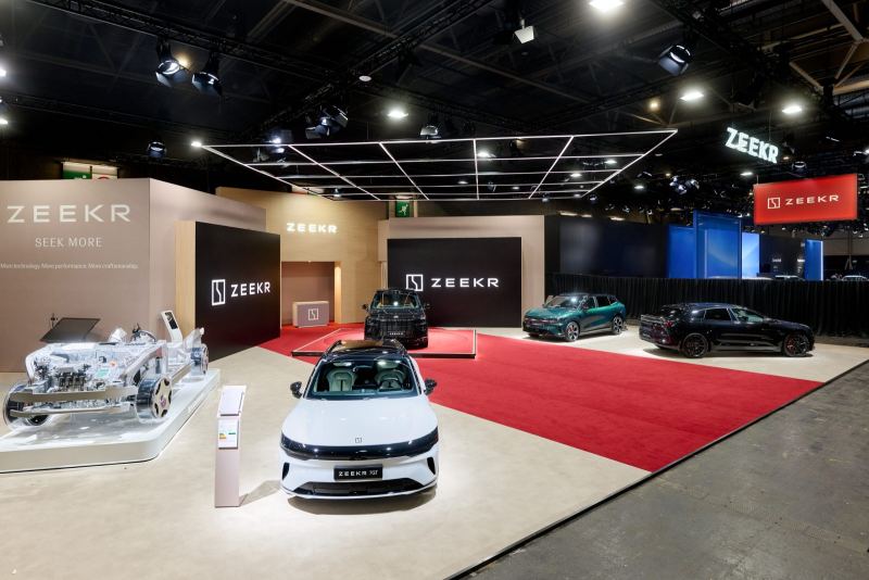 Zeekr debuta en el Salón de París con un 200 % más de entregas en Europa y presencia en 22 mercados
