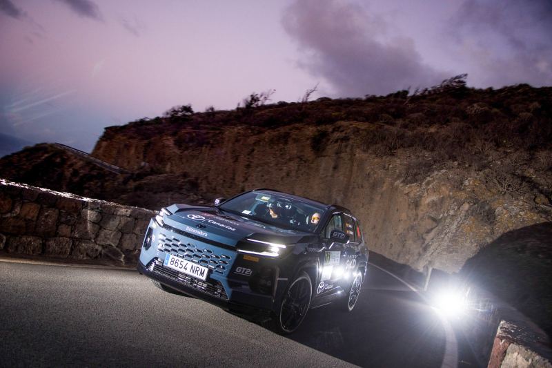 Ángel Santos y David Sánchez, terceros en el Eco Rallye Canarias con el Toyota RAV4 Plug-in