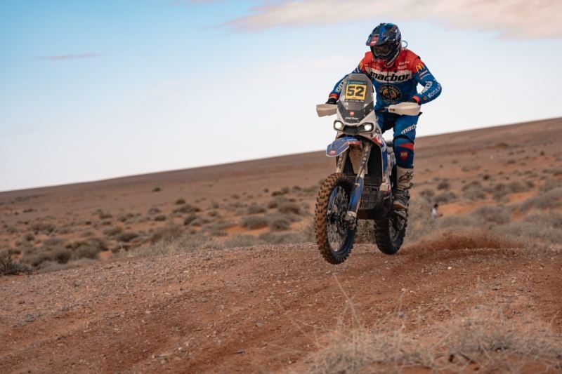 Macbor y Gerard Farrés ganan el Rally 1000 Dunas en su preparación para el Dakar 2027
