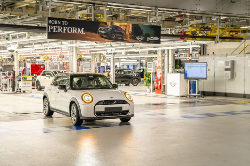 BMW Group alcanza el millón de coches movidos sin conductor en sus fábricas