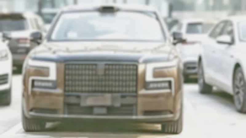 Yangwang Altior: la berlina de lujo de BYD enseña su frontal antes de su debut en Emiratos hacia el 5 de noviembre