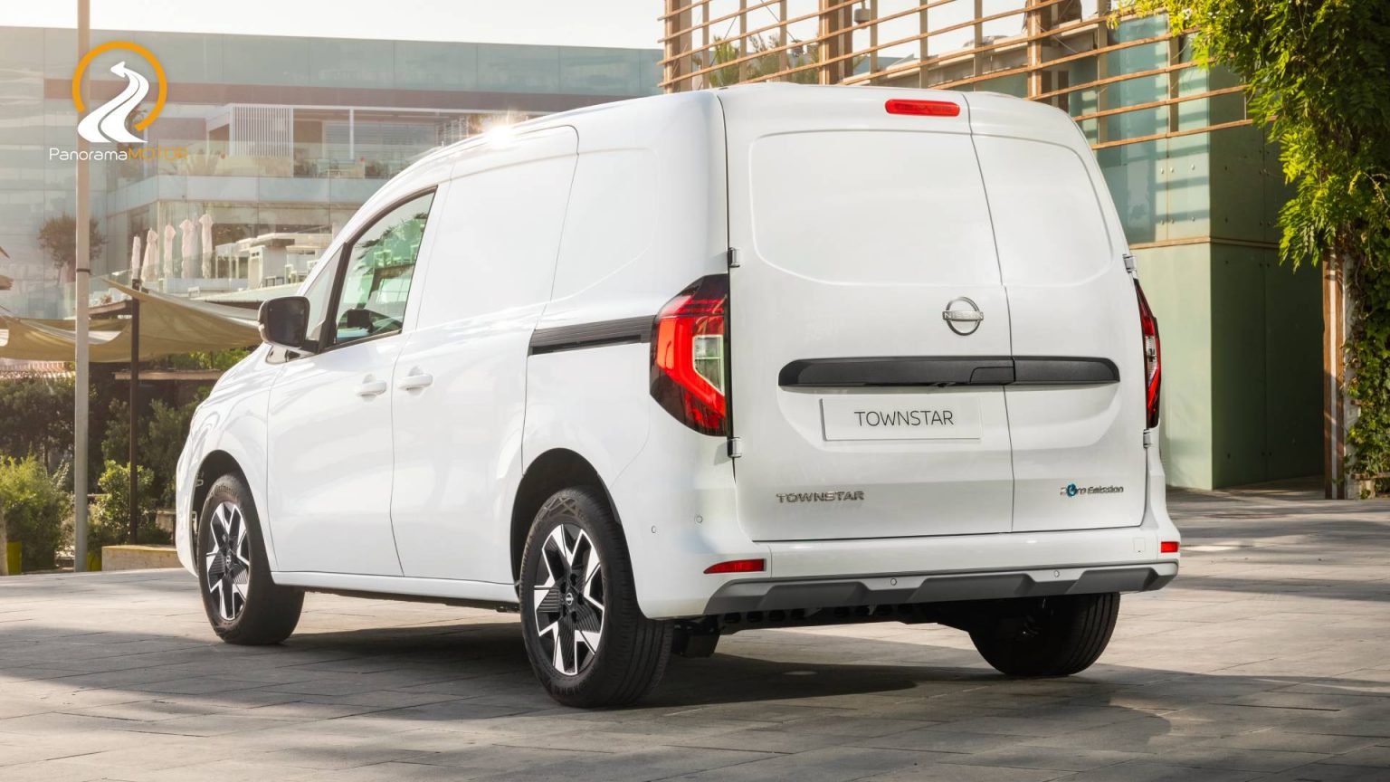 Protezione Paraurti Posteriore In Acciaio Inox Per Mercedes Citan W420, Nissan Townstar E Renault Kangoo III (2021+)